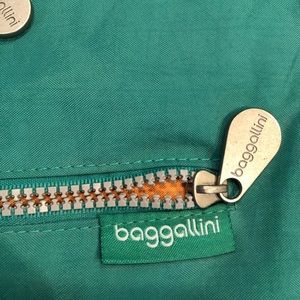 Baggallini Purse NWOT